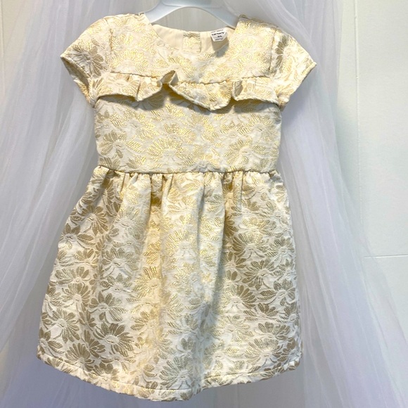 Carter's Other - Carter’s babygirl 2T, cream shimmering drees.
